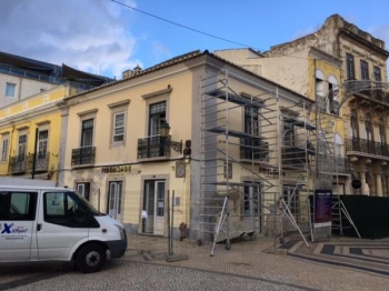 Empreitada de Reabilitação e Repintura Interior e Exterior da Agência Fidelidade em Faro